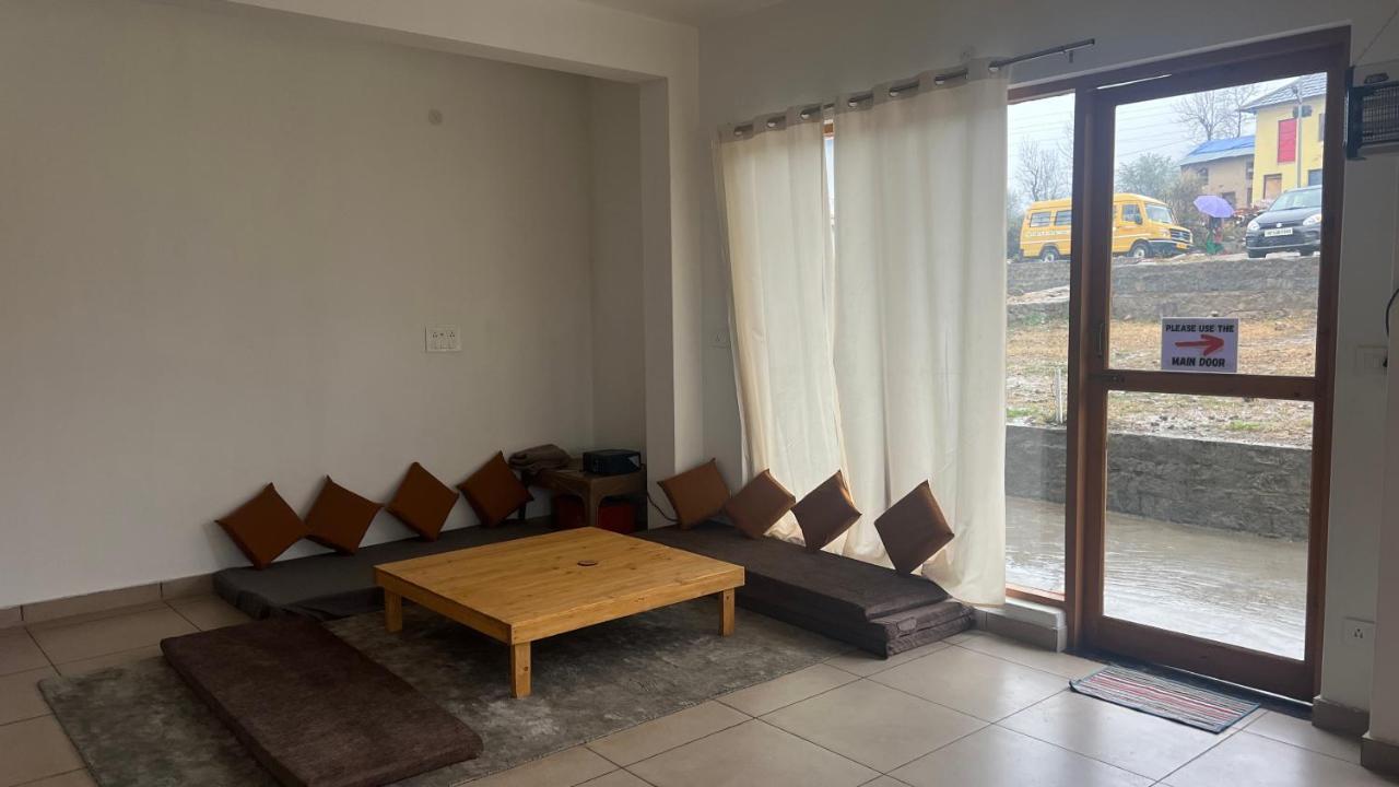 Flyscape Hostel Bir  Luaran gambar