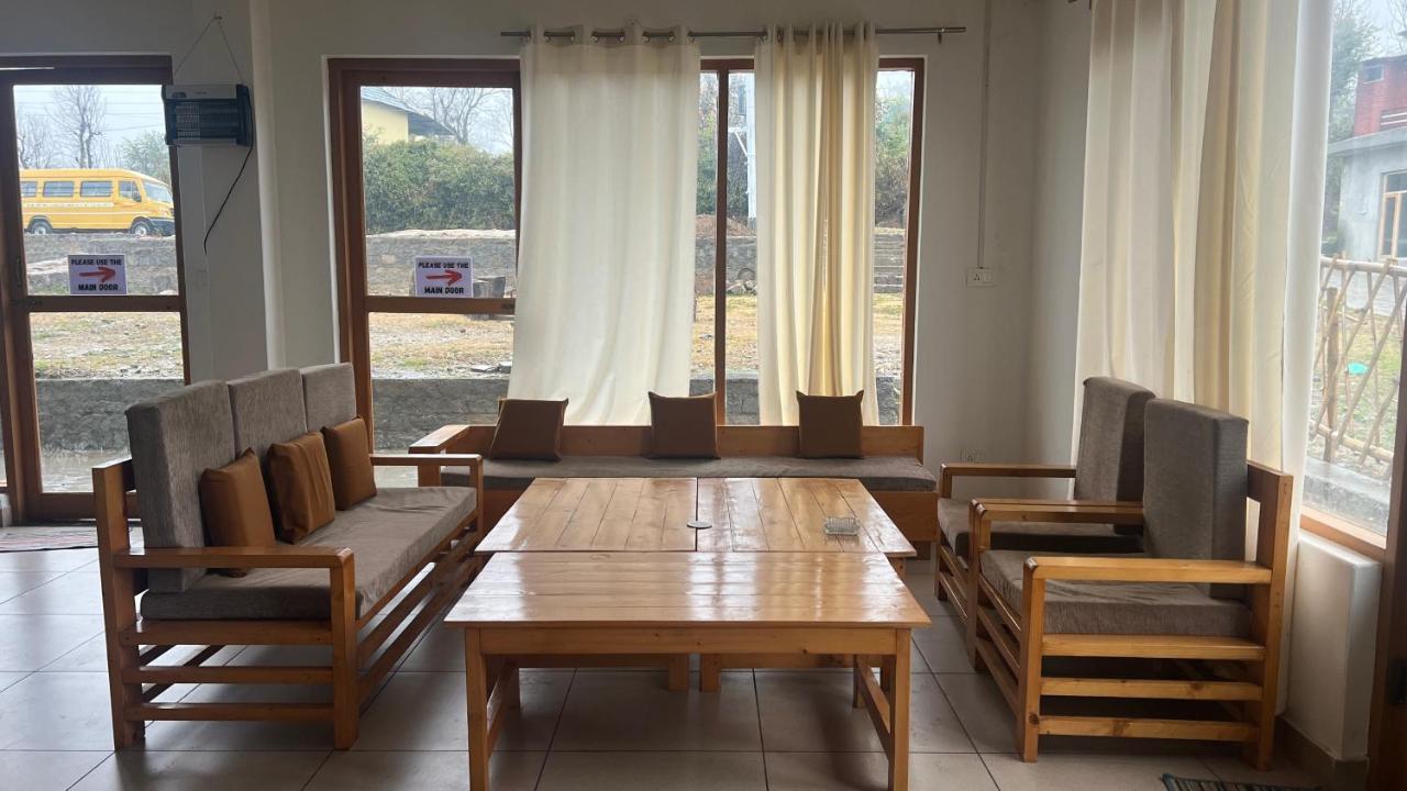 Flyscape Hostel Bir  Luaran gambar