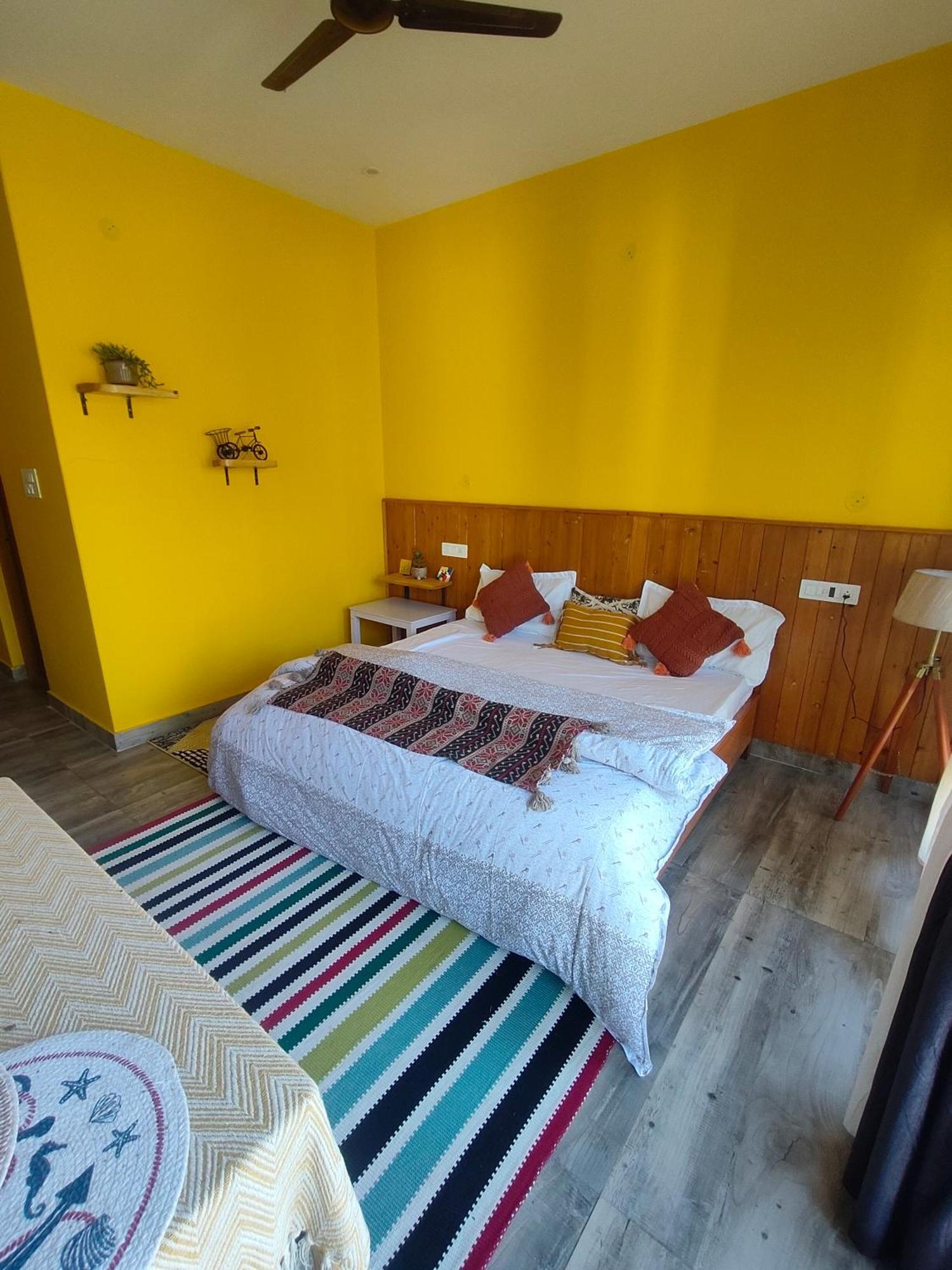 Flyscape Hostel Bir  Luaran gambar
