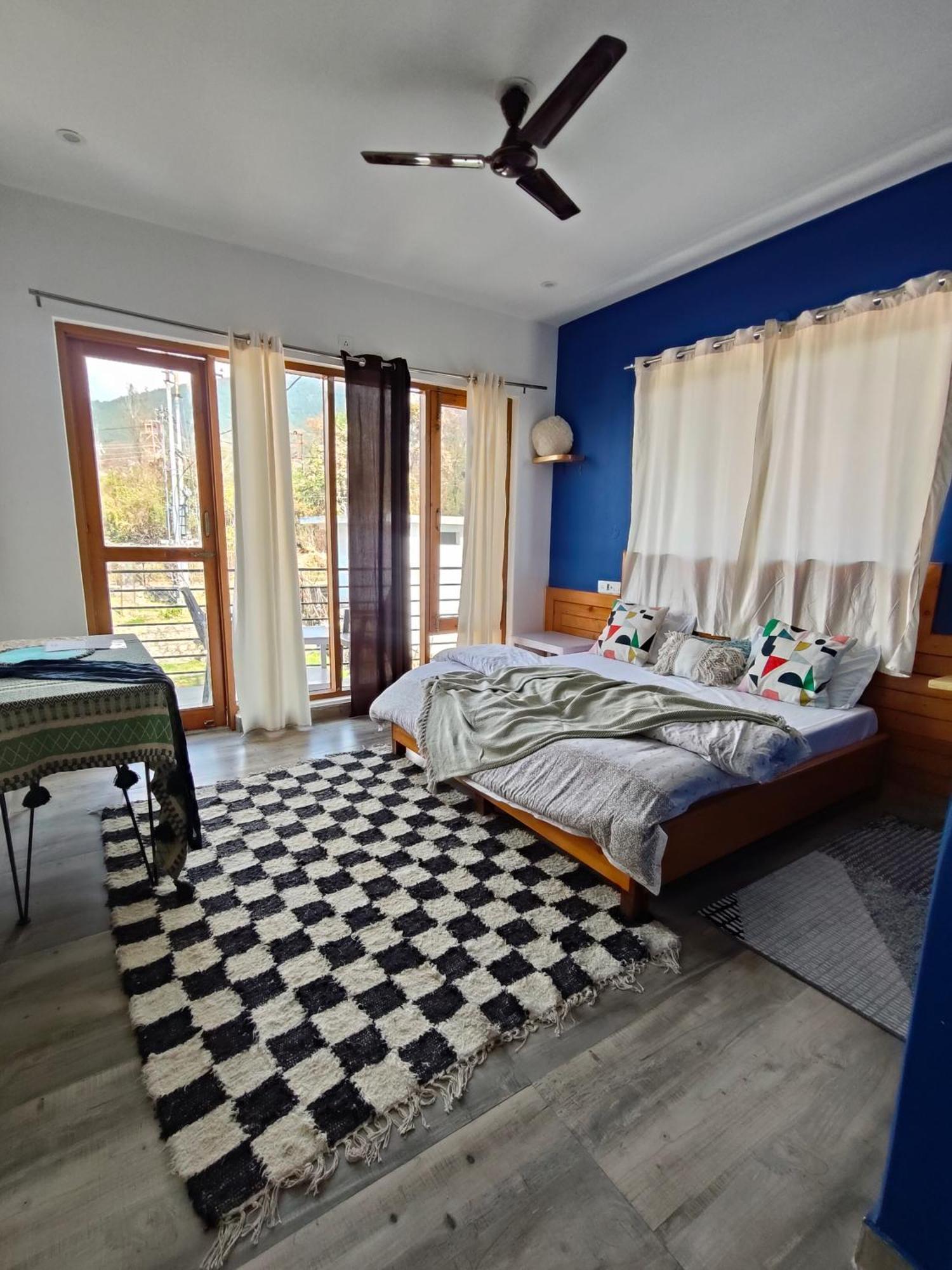 Flyscape Hostel Bir  Luaran gambar