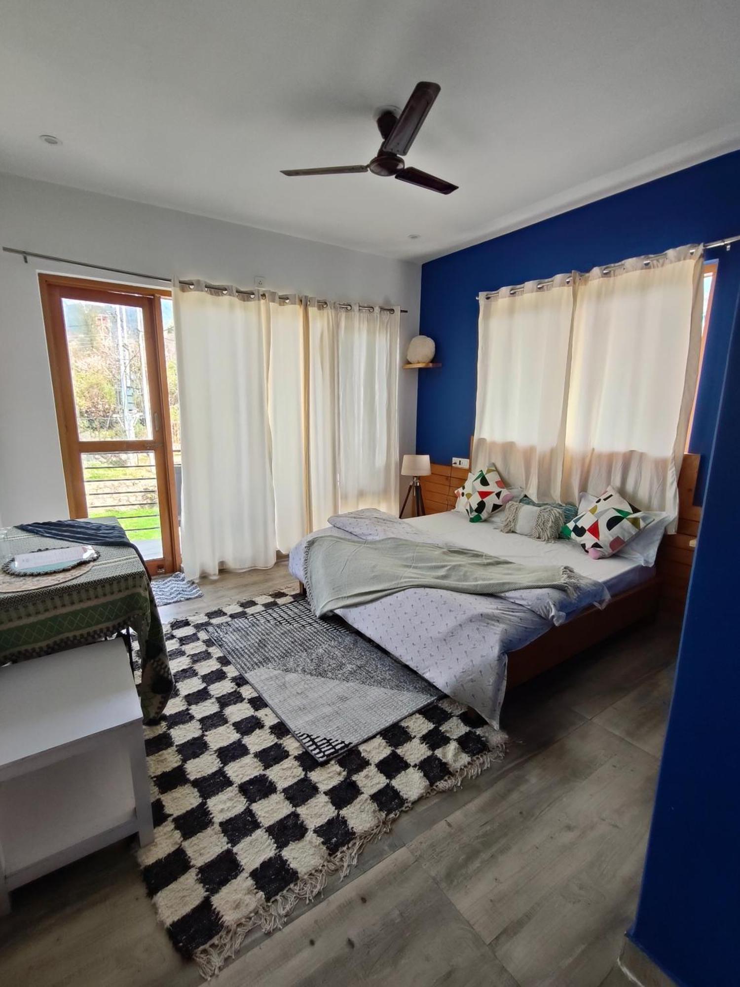 Flyscape Hostel Bir  Luaran gambar
